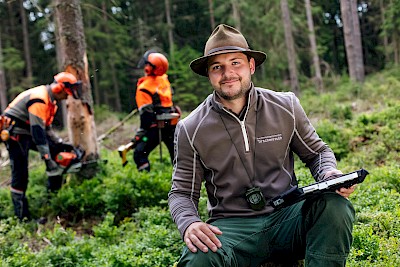 Patrick Mauerer, Forstwirt. Stiftland Tourismus-Werbung